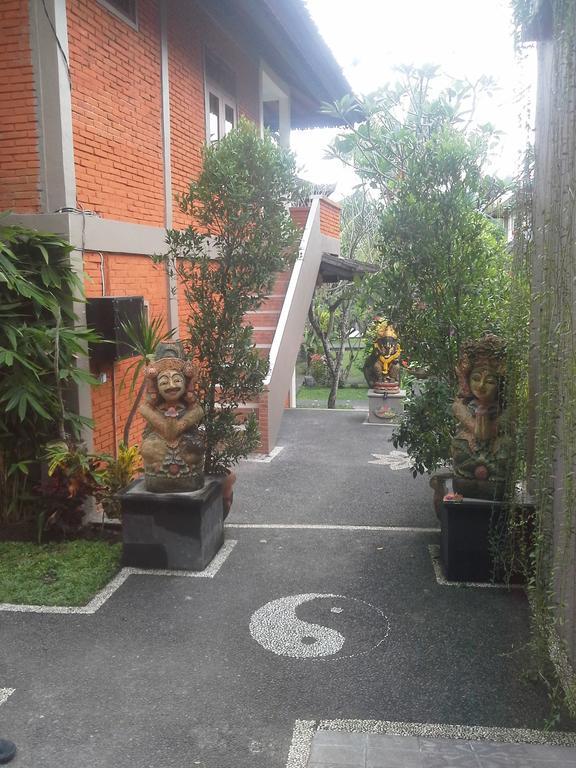 Dewi Ayu Accomodation Ubud Exterior foto